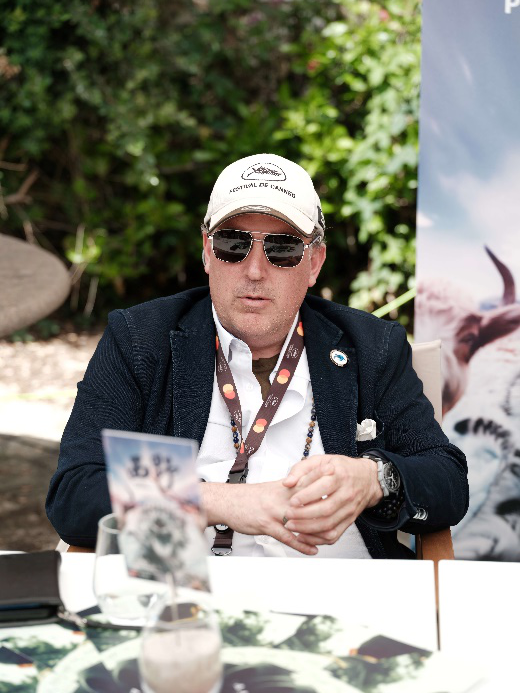 《西野》戛纳展映：中国文化叙事和人本智能价值观荣获国际赞誉