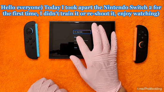 Switch 2首发拆解分析：背部折叠支架很脆弱容易断裂