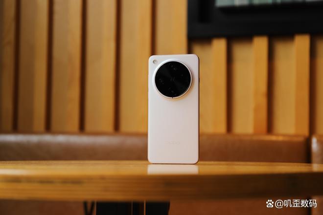 真正的安卓影像机皇! OPPO Find X8 Ultra手机性能评测