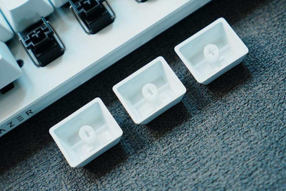 当极简主义遇上电竞基因! 雷蛇猎魂光蛛V3专业竞技版键盘开箱测评插图8