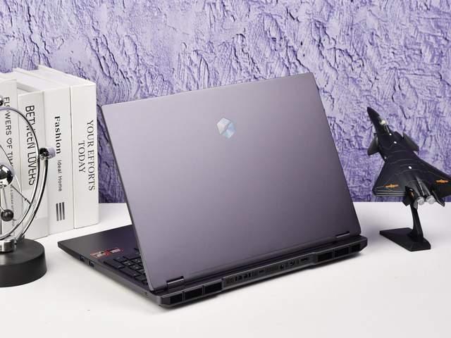 水冷加持9955HX3D有多猛? 机械革命苍龙16 Ultra旗舰电竞游戏本测评