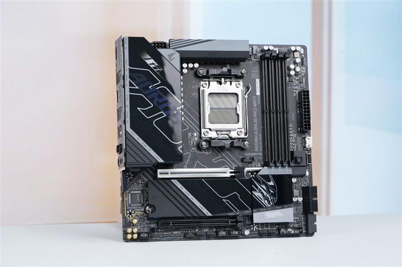 轻松驾驭锐龙X3D! 技嘉B850M AORUS PRO WIFI7电竞雕主板评测