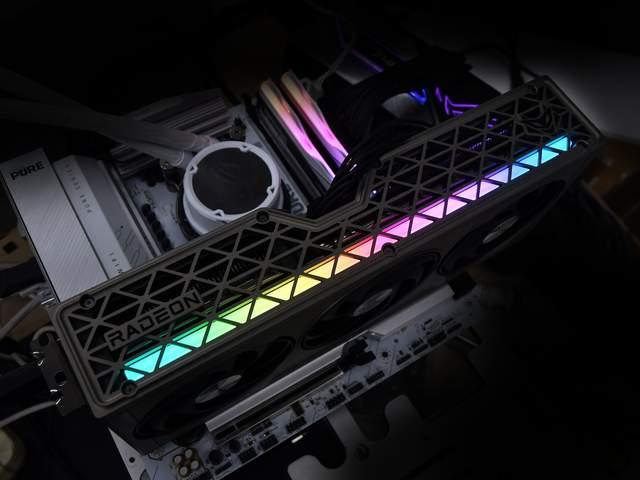 独特格栅设计! 蓝宝石RX 9060 XT 8G/16G 显卡首发测评插图9