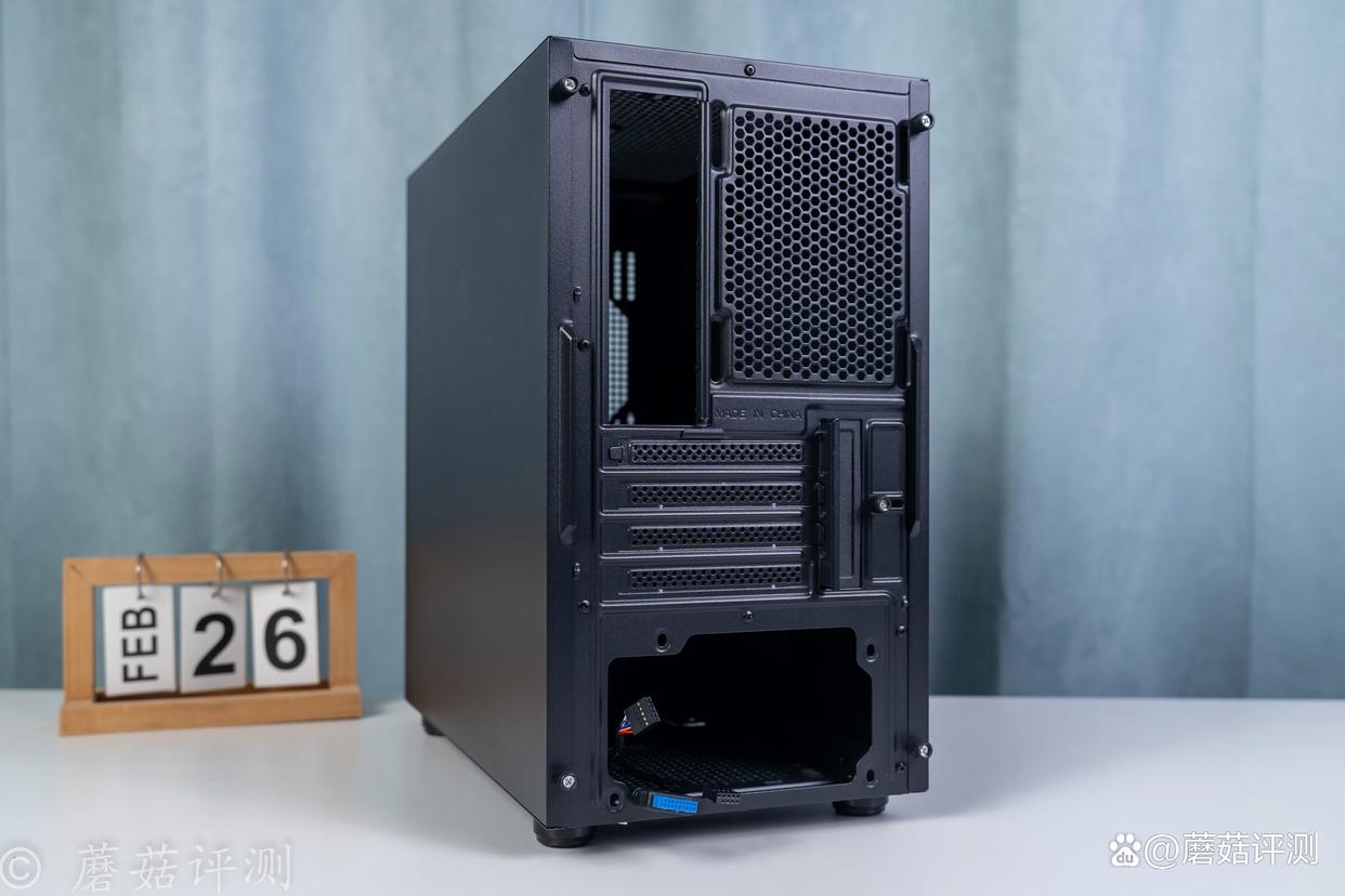 散热绝佳,+无光污染! 先马平头哥M2 Mesh机箱评测插图10