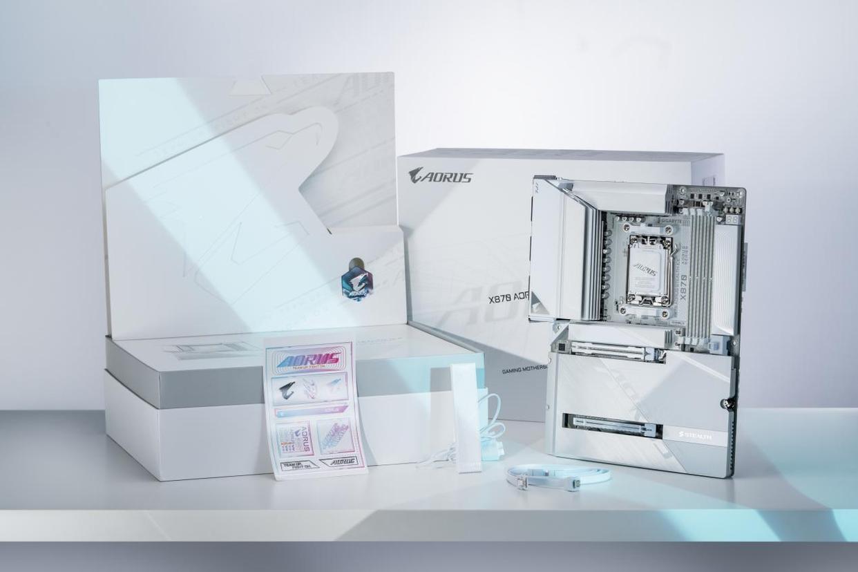 AM5首款! 技嘉X870 AORUS STEALTH ICE背插冰雕功能体验测评插图