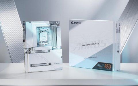 白色背插主板发布! 技嘉B850 AORUS STEALTH ICE主板测评