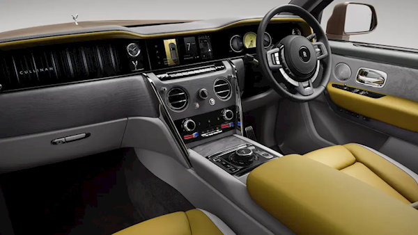 触屏时代的逆行者！劳斯莱斯坚持实体按键的真相曝光