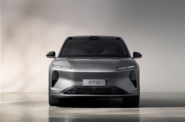 李斌：2019年的蔚来比现在还难！当时要找人输血 这次自己造