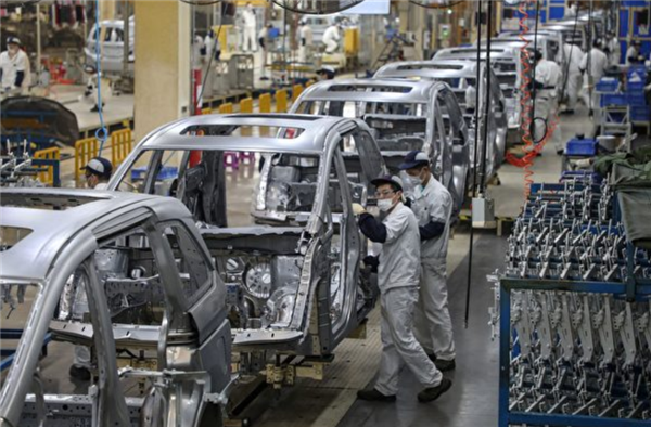 一手交钱一手拿货 车企们连这都做不到