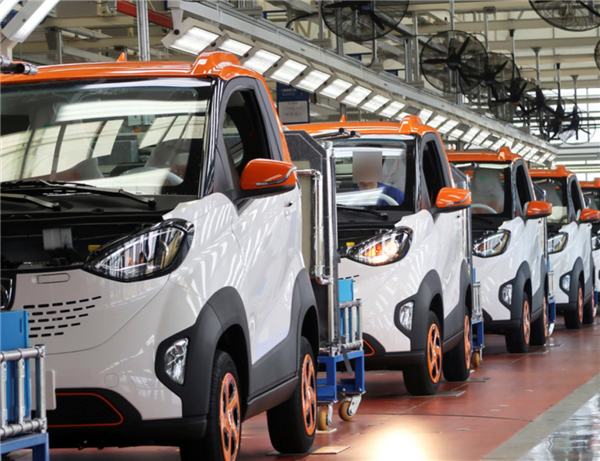 一手交钱一手拿货 车企们连这都做不到