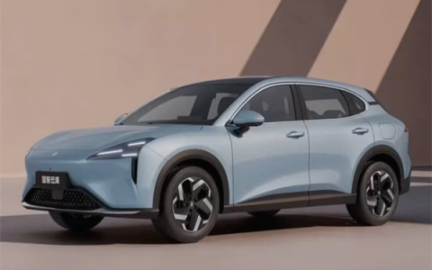 纯电续航500KM！宝骏云海EV纯电青春版上市：售价15.58万元