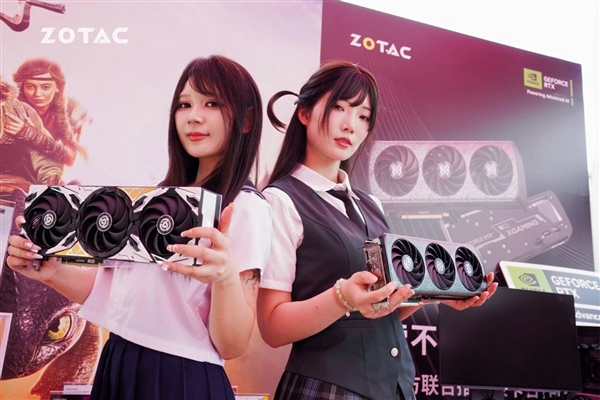 无索不玩 燃动青春:索泰显卡携《新·驯龙高手》点燃重庆交通大学电竞热潮插图 无索不玩 燃动青春:索泰显卡携《新·驯龙高手》点燃重庆交通大学电竞热潮