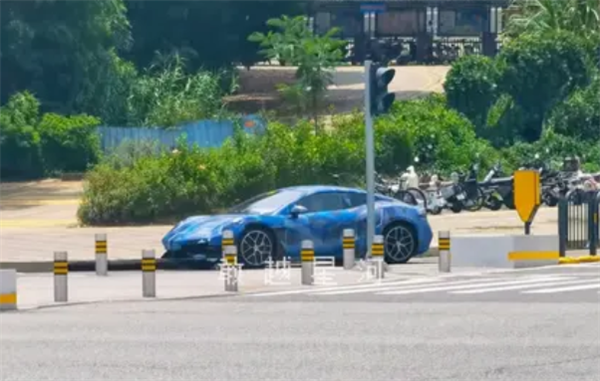 取消大尾翼！腾势Z量产版实车曝光：神似911