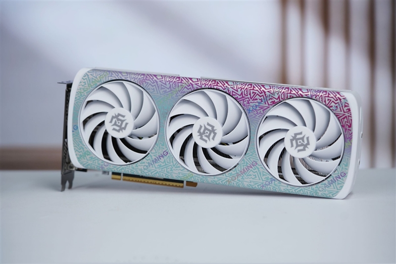 索泰RTX 5060 XGAMING OC显卡评测:不只有潮流设计 性能做工也是同级最强插图 索泰RTX 5060 XGAMING OC显卡评测:不只有潮流设计 性能做工也是同级最强