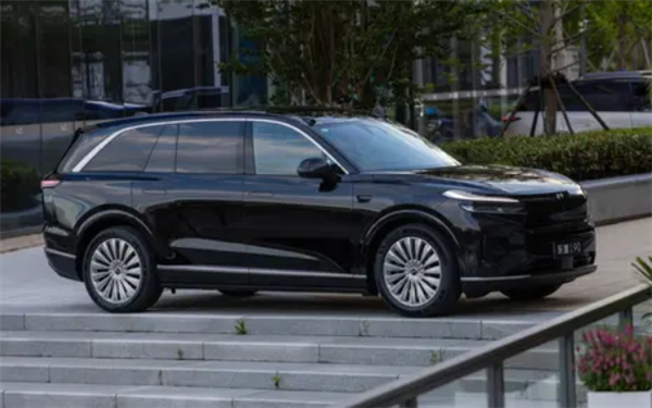 气场竟不输BBA！乐道L90黑色涂装实车曝光