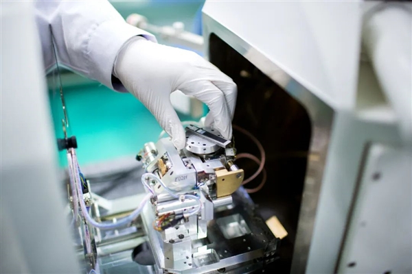 循环寿命翻倍！国际顶刊刊登宁德时代锂电池研究新成果