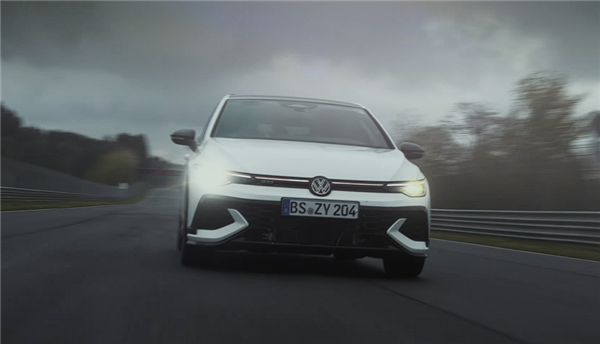 捍卫前驱钢炮荣光！大众高尔夫GTI Edition 50战纽北：7分46秒13