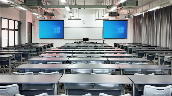 深圳大学的课堂长啥样 实地探查光峰教育投影的大批量应用