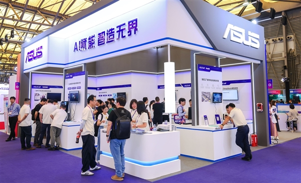 华硕NUC重磅亮相上海制造业数字化博览会 AI边缘计算引领智造变革