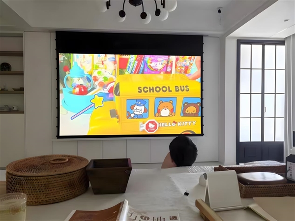 2025年国产投影仪亮度排名大揭秘！客厅投影选当贝F7Pro就对了