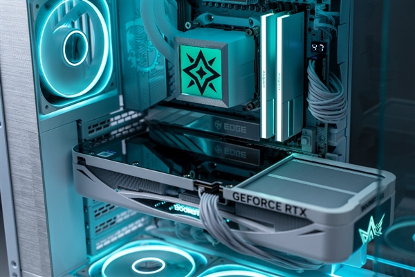 师姐归来!《剑星》终于登陆PC,DLSS 4助力F1高帧竞速插图8 师姐归来!《剑星》终于登陆PC,DLSS 4助力F1高帧竞速