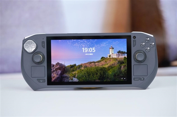 畅玩3A游戏大作！索泰ZONE游戏掌机图赏