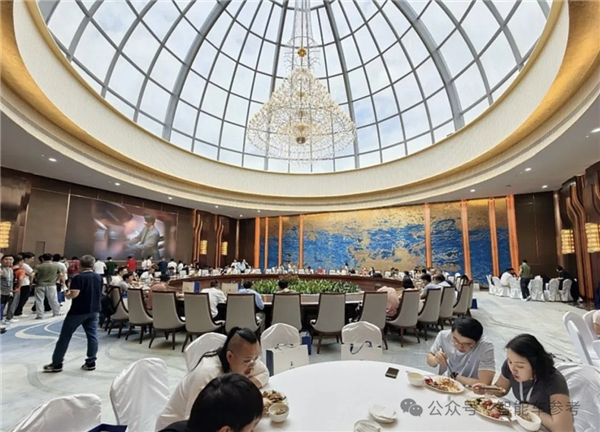 比亚迪薪资水平已超华为!王传福泪洒股东会:增长越快敌人越多插图9 比亚迪薪资水平已超华为!王传福泪洒股东会:增长越快敌人越多