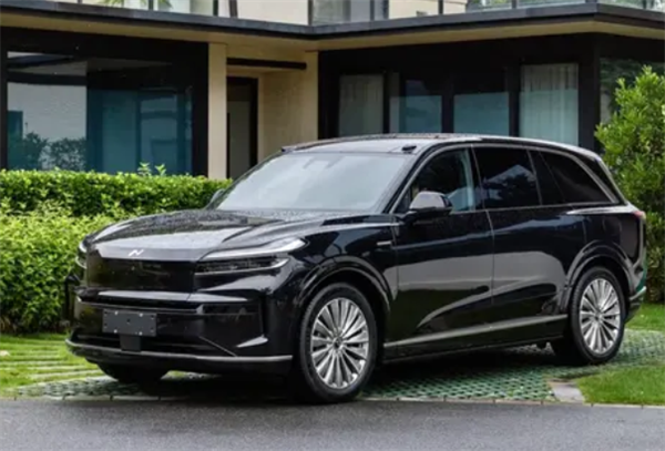 气场竟不输BBA！乐道L90黑色涂装实车曝光