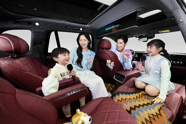 2025年现象级豪华SUV:问界M8蝉联40万级销冠插图6 2025年现象级豪华SUV:问界M8蝉联40万级销冠