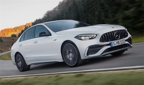 扮猪吃老虎！全新奔驰AMG C 43上市：零百4.3秒 售价61.52万元