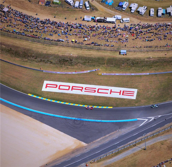 谁说中国人不能当世界赛车冠军