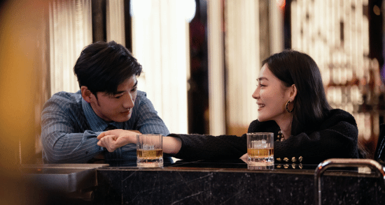 《情感反诈模拟器》突然新增大量差评：单日好评率暴跌至53%