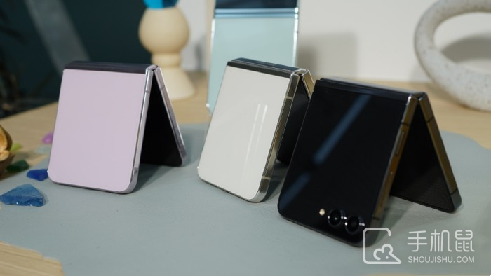 三星GalaxyZFlip5怎么取卡?三星GalaxyZFlip5的取卡教程插图 三星GalaxyZFlip5怎么取卡