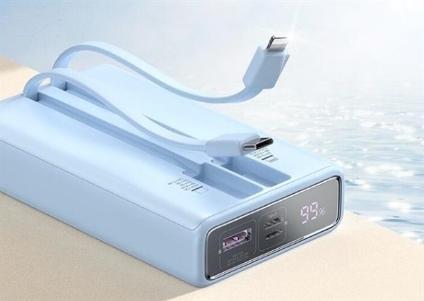 充电宝乘机新规首日：机场严查3C认证 乘客可自弃/快递/暂存