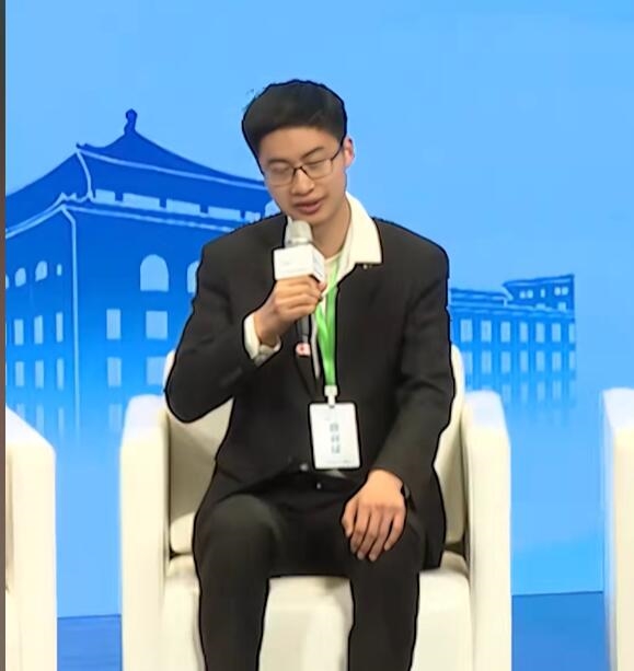 744分考上清华的庞众望现状曝光：在自己的赛道上闪闪发光