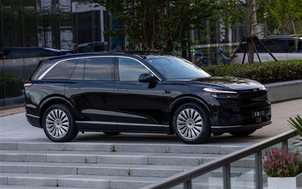 大就是好！蔚来乐道L90实车曝光：敢和路虎宝马比一比