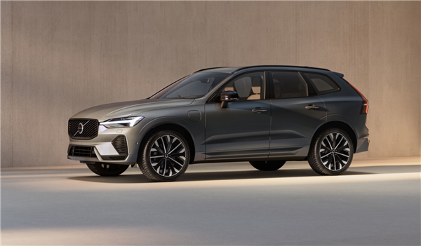 比指导价立省10多万 新款沃尔沃XC60上市：限时25.49万起