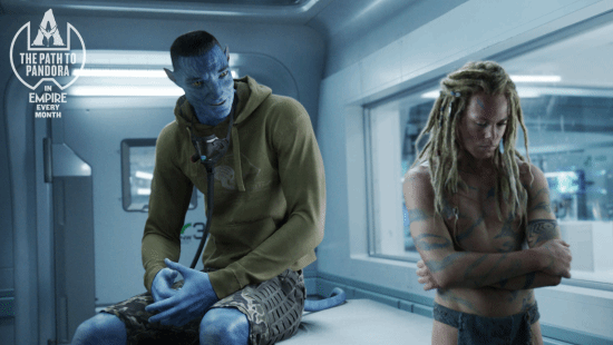 卡梅隆妻子看完爆哭！《阿凡达3》新剧照公布：反派夸奇上校和儿子”蜘蛛”确认回归