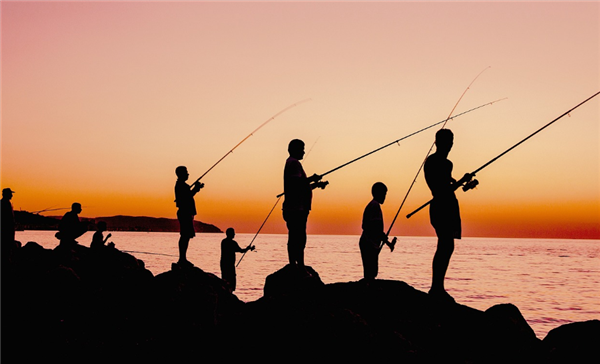 重磅！个人娱乐性垂钓获法律“正名”：不属于捕捞作业