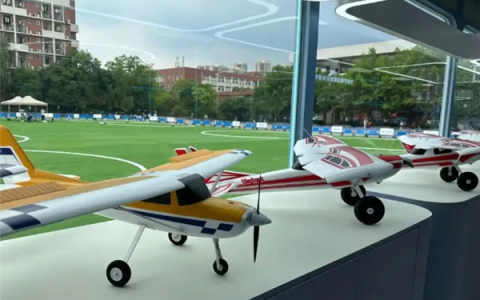 全国首个！校园低空“红绿灯”系统在成都发布