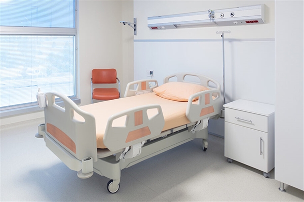 男生拍抽象视频被网友诊断为脊柱隐裂：神了