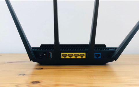 选路由器记住这几个关键词：信号好到全屋无死角