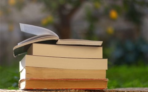 高考结束挑行李回家的女生发声：感谢关注