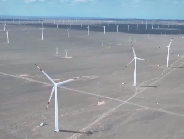 我国第三条“疆电外送”直流大动脉正式送电：0.007秒从新疆送到重庆