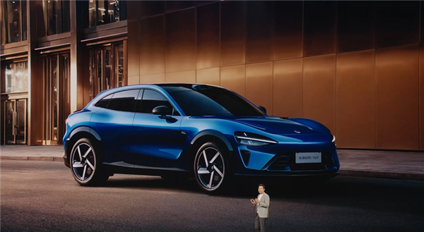 小米YU7在二手平台也爆火！闲鱼单日搜索量逼近50万次