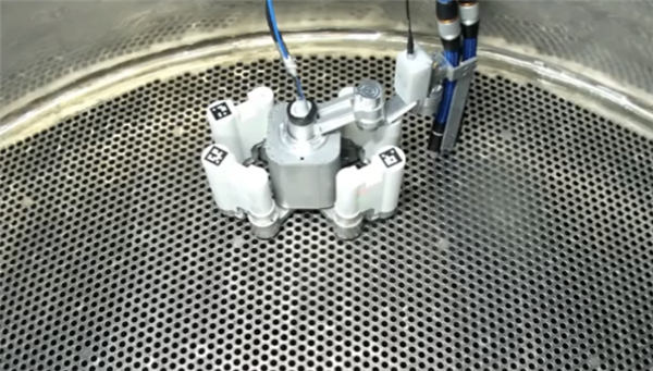 国际首台！我国“壁虎机器人”上岗：用于核电站设备检测