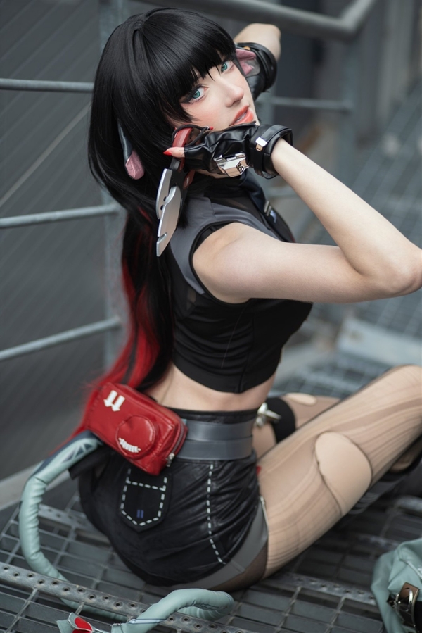 拉脱维亚美女Cos《妮姬》图赏 性感热辣超还原插图11 拉脱维亚美女Cos《妮姬》图赏 性感热辣超还原