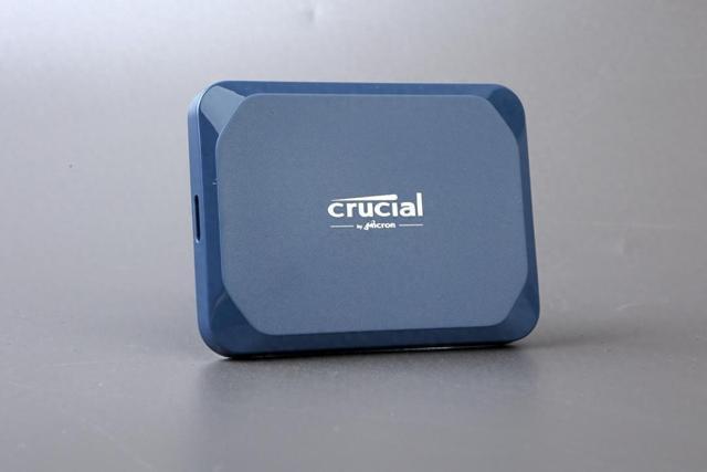 2000MB/s读写! 英睿达X10移动固态硬盘SSD评测