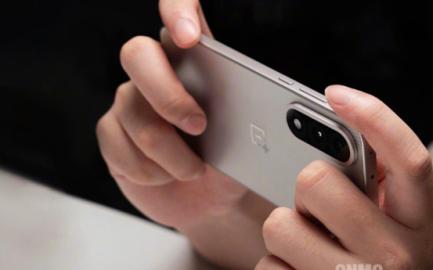 夏天一到手机容易发烫？用一加Ace 5至尊版光速解决