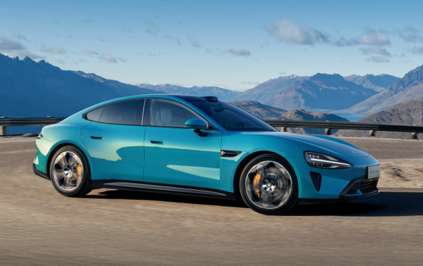 小米汽车公布车外语音控制专利 可屏蔽车外复杂噪音